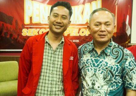 Ketua LMND Banggai bersama wamen HAM